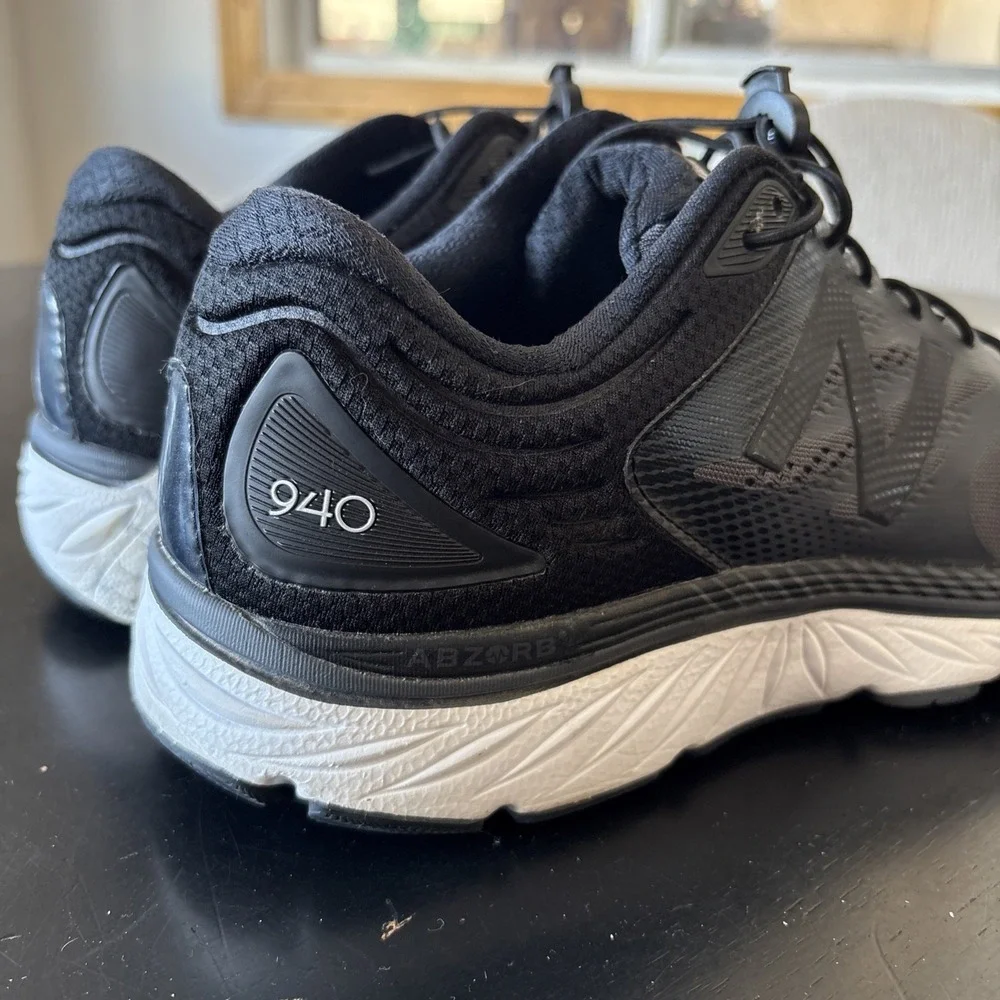 New Balance 940v4 Running Shoes Womens 10.5 Black Gray Stability Sneakers
